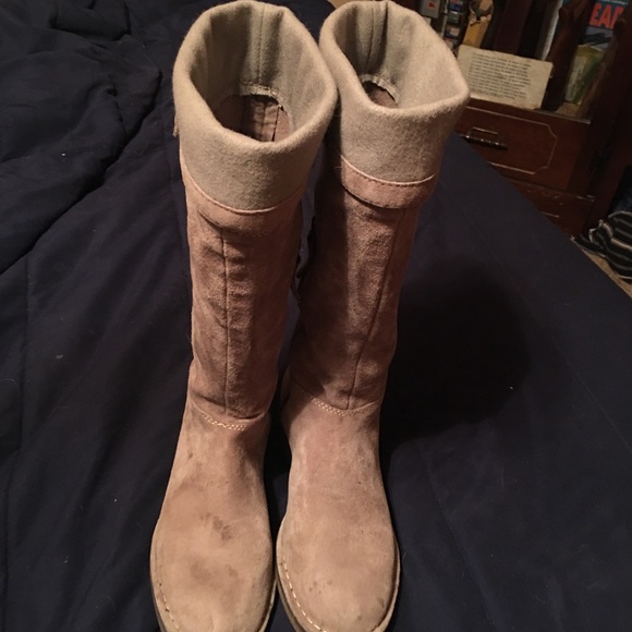 SOLD - Picture 2 of 7